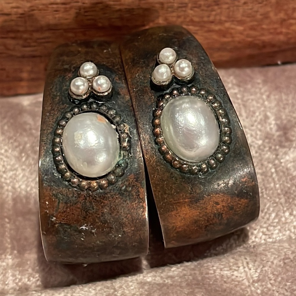 Vintage Copper Faux Pearl Open Hoop Earrings